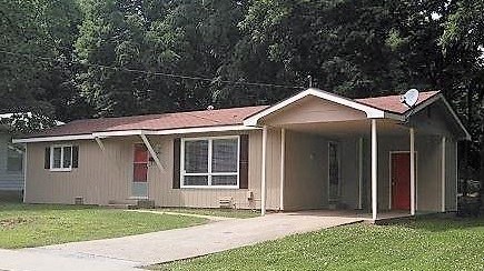 Harrison Outside.jpg